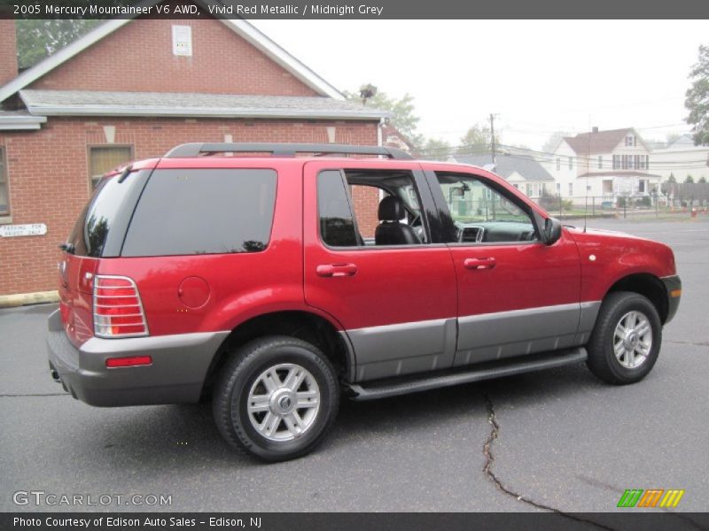Vivid Red Metallic / Midnight Grey 2005 Mercury Mountaineer V6 AWD