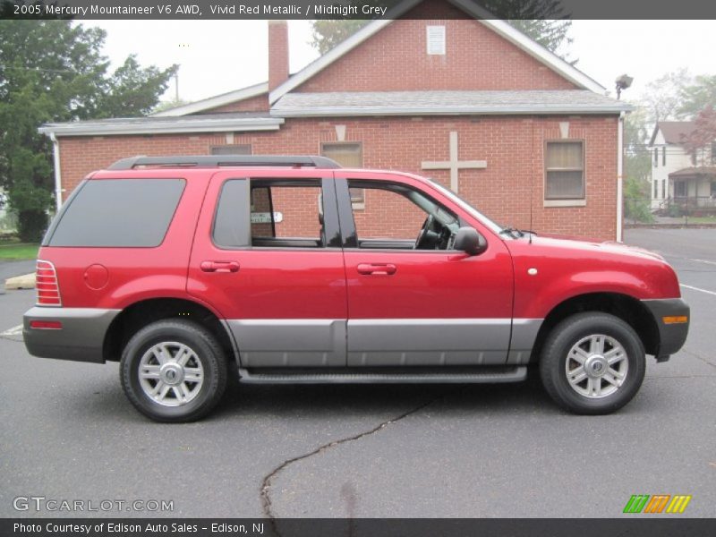 Vivid Red Metallic / Midnight Grey 2005 Mercury Mountaineer V6 AWD