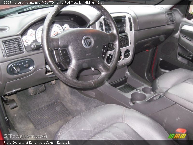 Vivid Red Metallic / Midnight Grey 2005 Mercury Mountaineer V6 AWD