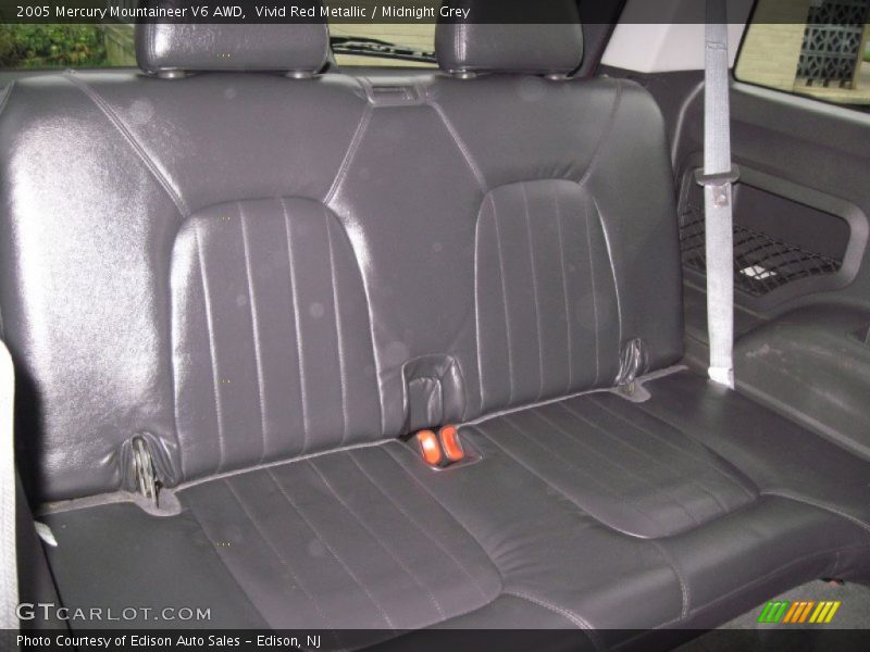 Vivid Red Metallic / Midnight Grey 2005 Mercury Mountaineer V6 AWD