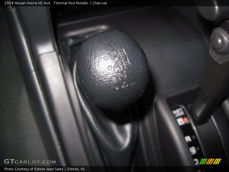 Thermal Red Metallic / Charcoal 2004 Nissan Xterra XE 4x4