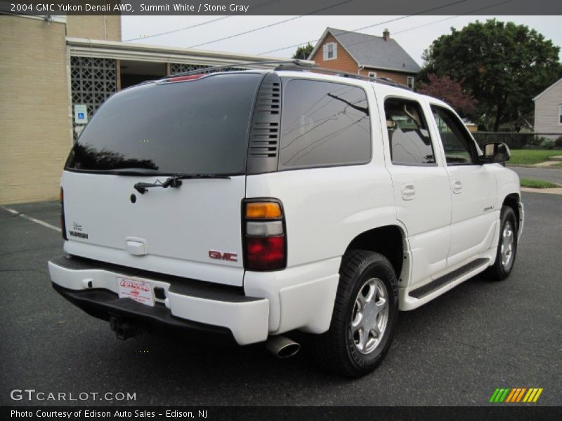 Summit White / Stone Gray 2004 GMC Yukon Denali AWD