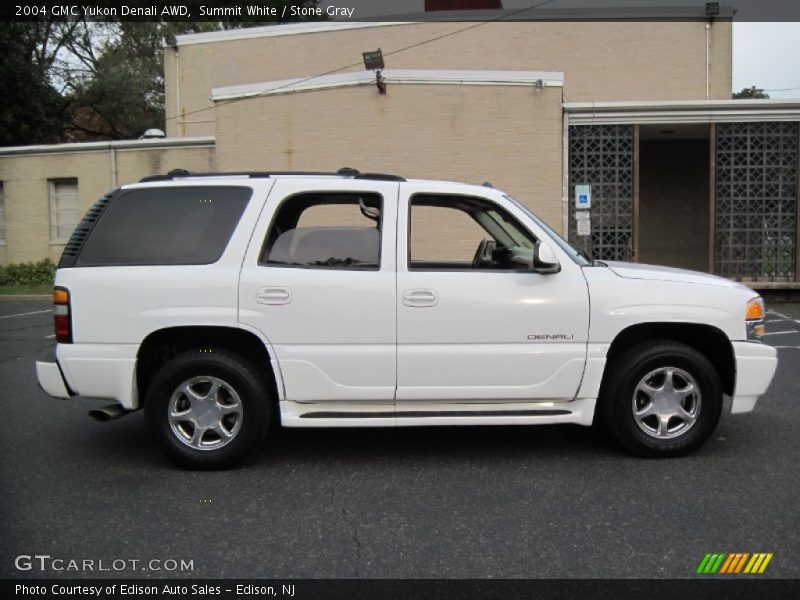 Summit White / Stone Gray 2004 GMC Yukon Denali AWD