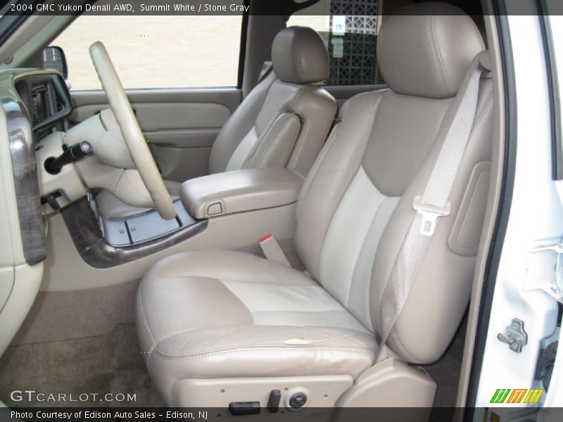 Summit White / Stone Gray 2004 GMC Yukon Denali AWD