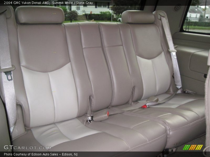Summit White / Stone Gray 2004 GMC Yukon Denali AWD