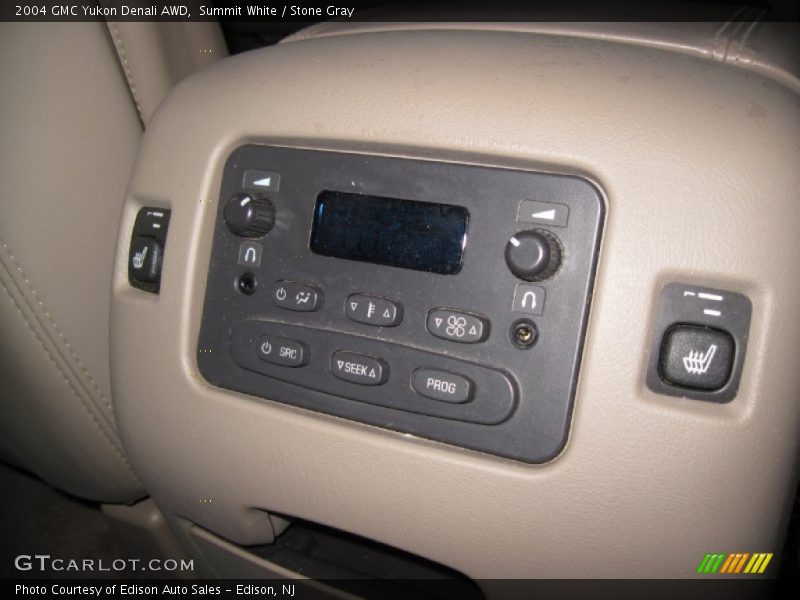 Summit White / Stone Gray 2004 GMC Yukon Denali AWD