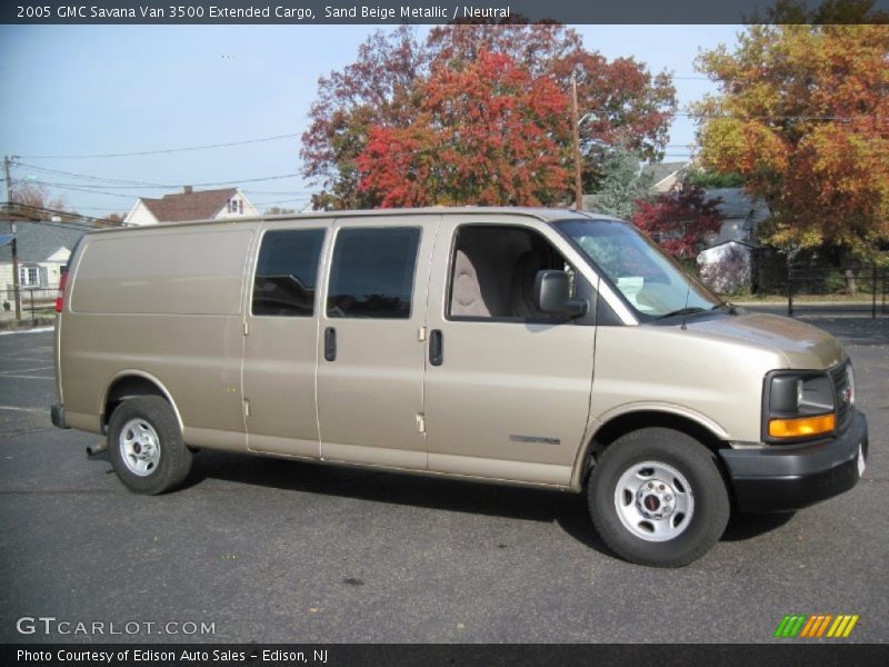 Sand Beige Metallic / Neutral 2005 GMC Savana Van 3500 Extended Cargo