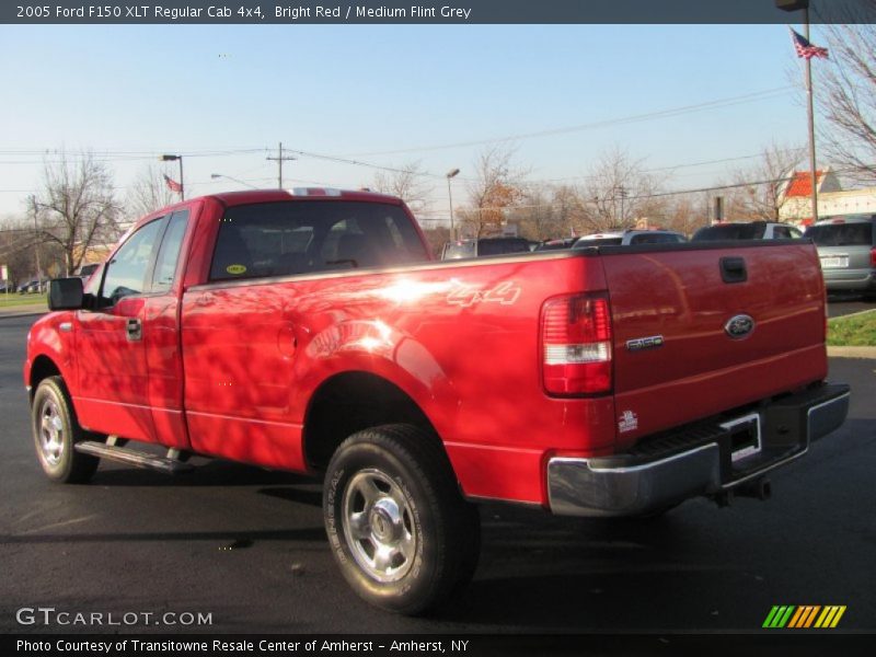 Bright Red / Medium Flint Grey 2005 Ford F150 XLT Regular Cab 4x4