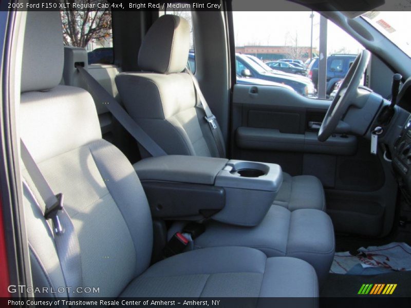 Bright Red / Medium Flint Grey 2005 Ford F150 XLT Regular Cab 4x4
