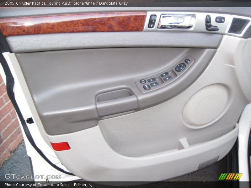 Stone White / Dark Slate Gray 2005 Chrysler Pacifica Touring AWD