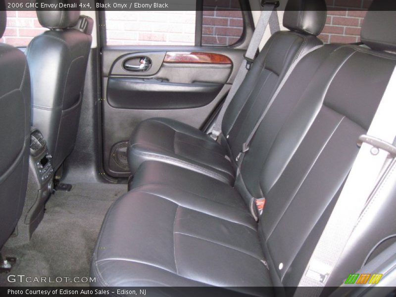 Black Onyx / Ebony Black 2006 GMC Envoy Denali 4x4