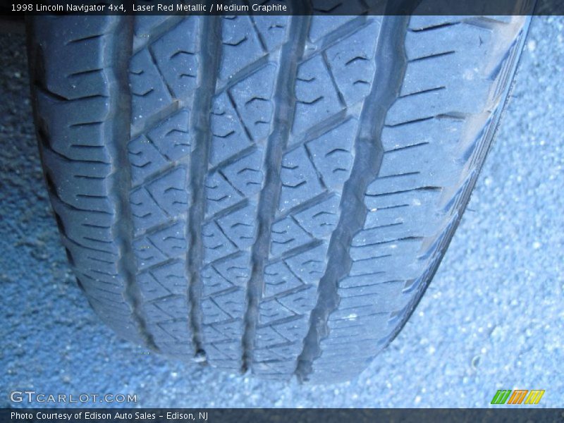 Laser Red Metallic / Medium Graphite 1998 Lincoln Navigator 4x4