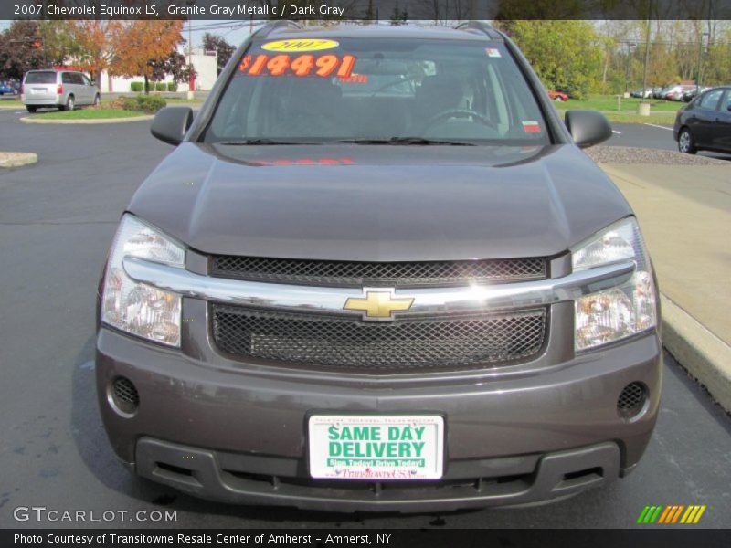 Granite Gray Metallic / Dark Gray 2007 Chevrolet Equinox LS