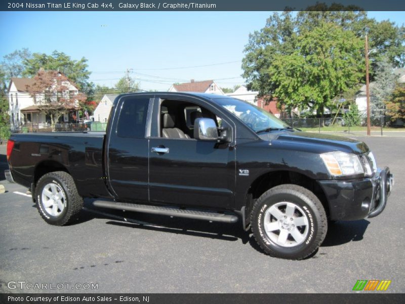 Galaxy Black / Graphite/Titanium 2004 Nissan Titan LE King Cab 4x4