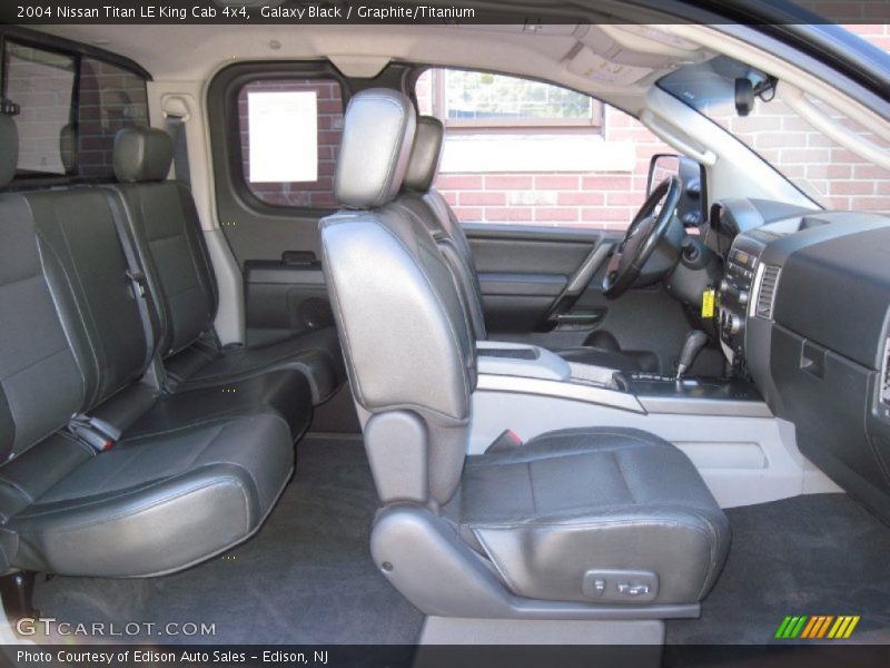 Galaxy Black / Graphite/Titanium 2004 Nissan Titan LE King Cab 4x4