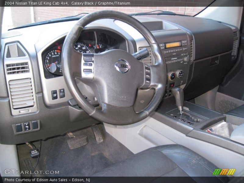 Galaxy Black / Graphite/Titanium 2004 Nissan Titan LE King Cab 4x4