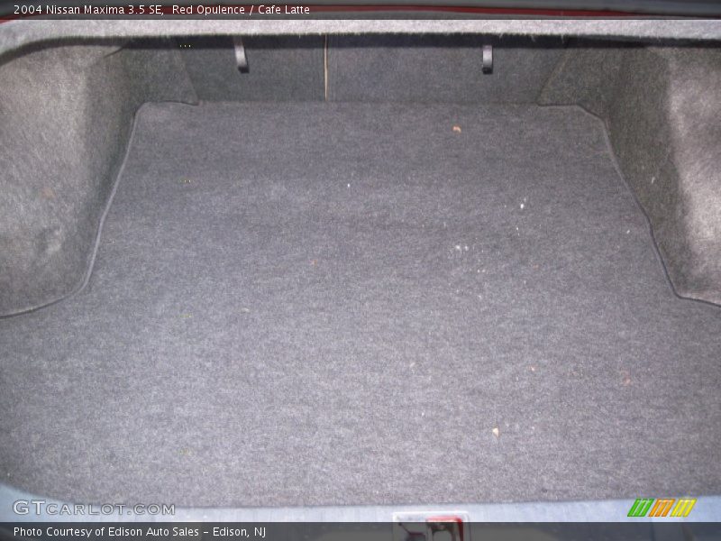 Red Opulence / Cafe Latte 2004 Nissan Maxima 3.5 SE
