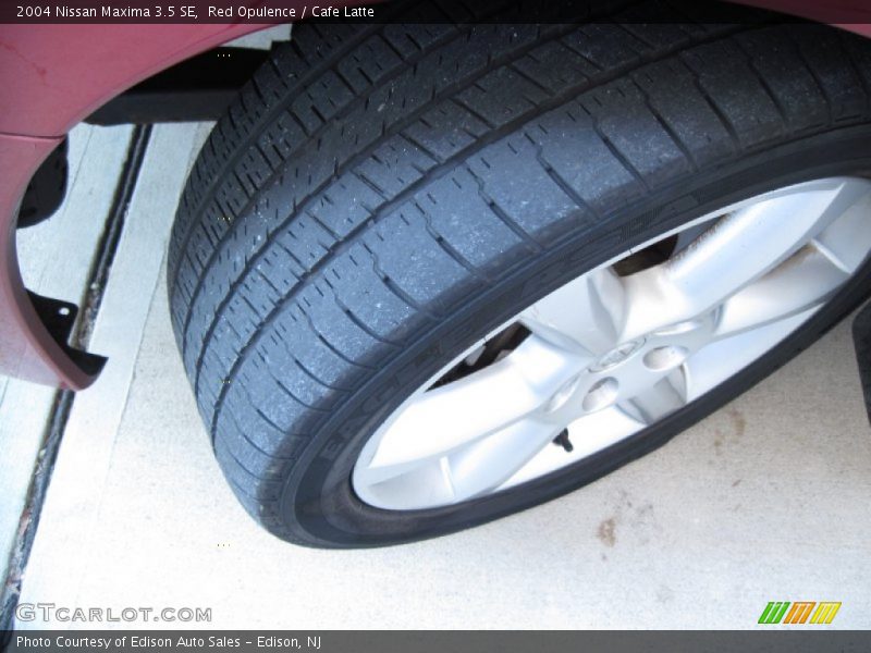 Red Opulence / Cafe Latte 2004 Nissan Maxima 3.5 SE