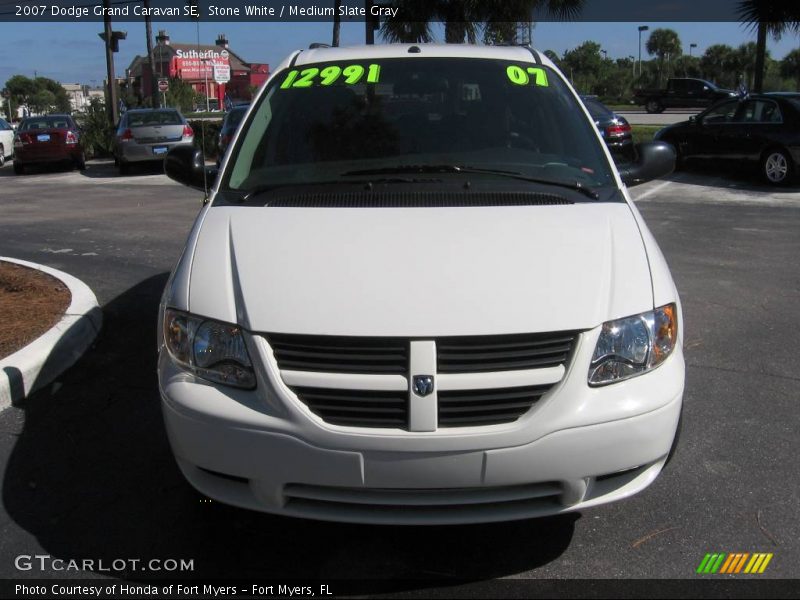 Stone White / Medium Slate Gray 2007 Dodge Grand Caravan SE