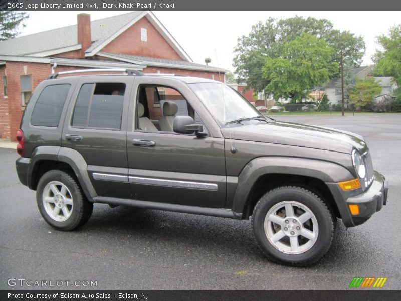 Dark Khaki Pearl / Khaki 2005 Jeep Liberty Limited 4x4