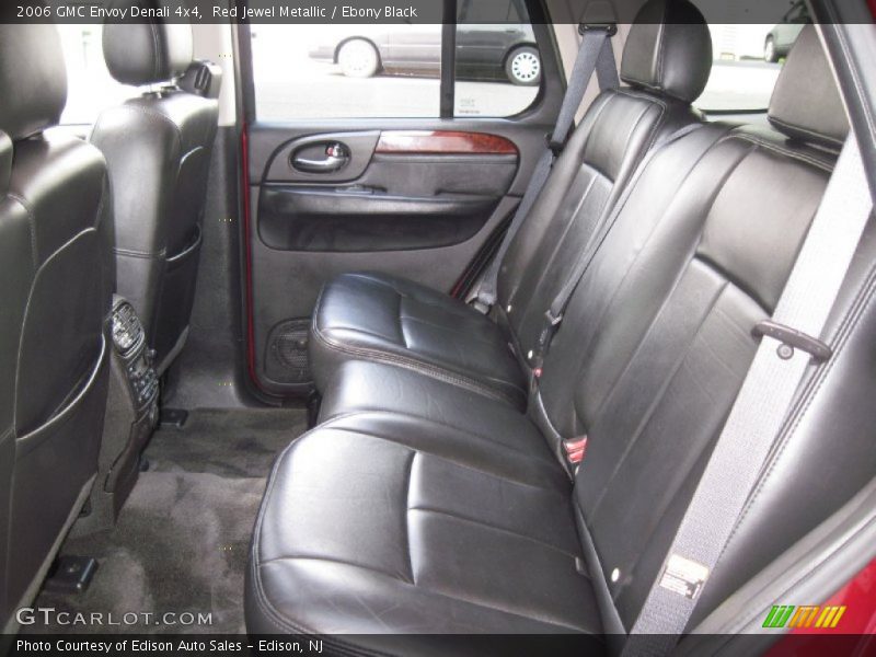 Red Jewel Metallic / Ebony Black 2006 GMC Envoy Denali 4x4