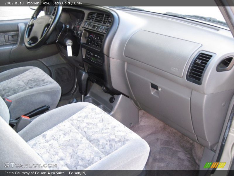 Satin Gold / Gray 2002 Isuzu Trooper S 4x4