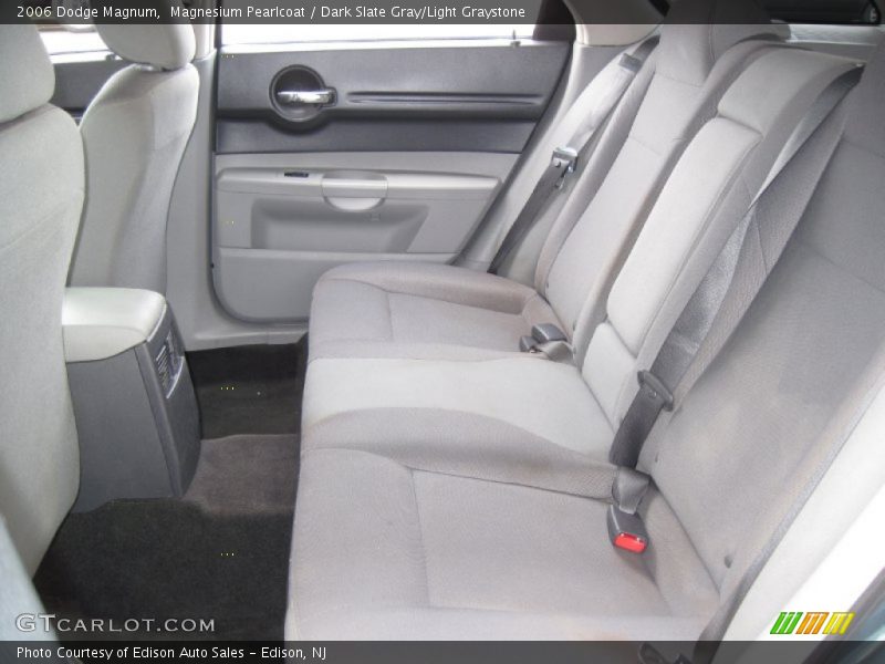 Magnesium Pearlcoat / Dark Slate Gray/Light Graystone 2006 Dodge Magnum