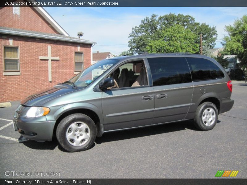 Onyx Green Pearl / Sandstone 2002 Dodge Grand Caravan SE