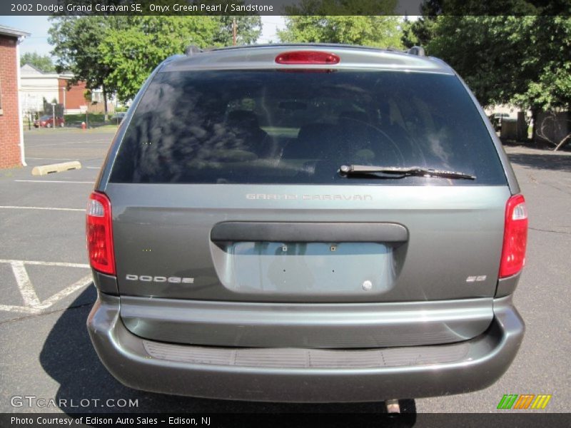 Onyx Green Pearl / Sandstone 2002 Dodge Grand Caravan SE