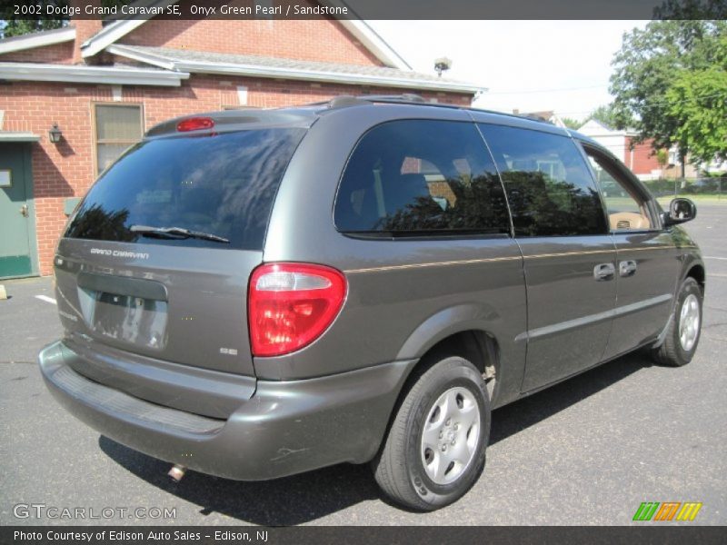 Onyx Green Pearl / Sandstone 2002 Dodge Grand Caravan SE