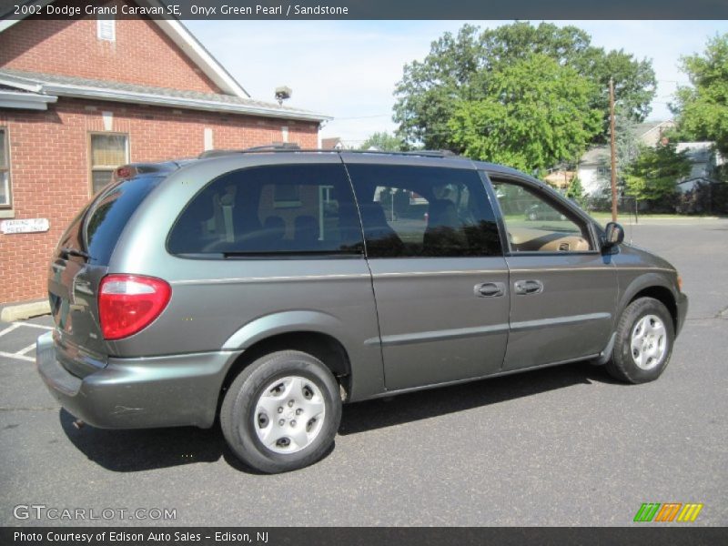 Onyx Green Pearl / Sandstone 2002 Dodge Grand Caravan SE
