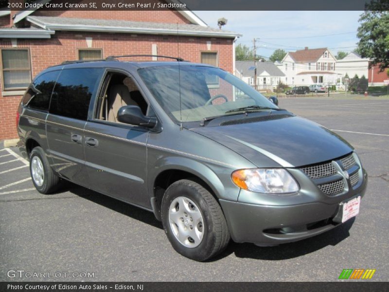 Onyx Green Pearl / Sandstone 2002 Dodge Grand Caravan SE