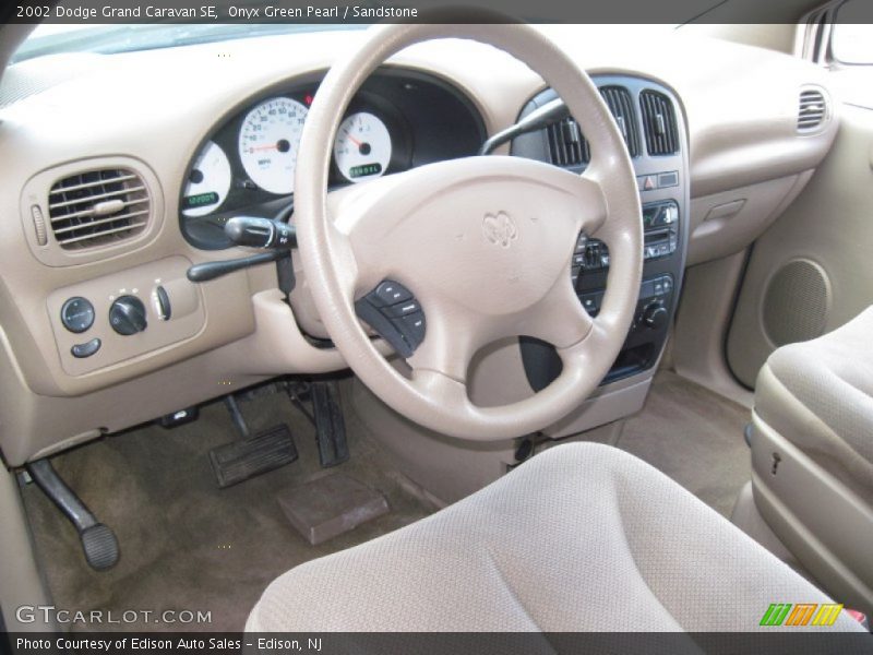 Onyx Green Pearl / Sandstone 2002 Dodge Grand Caravan SE