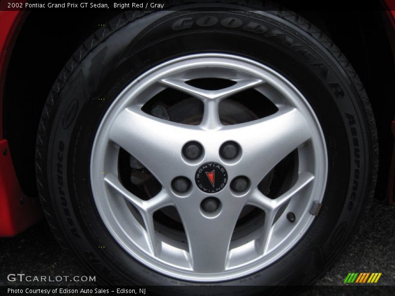 Bright Red / Gray 2002 Pontiac Grand Prix GT Sedan