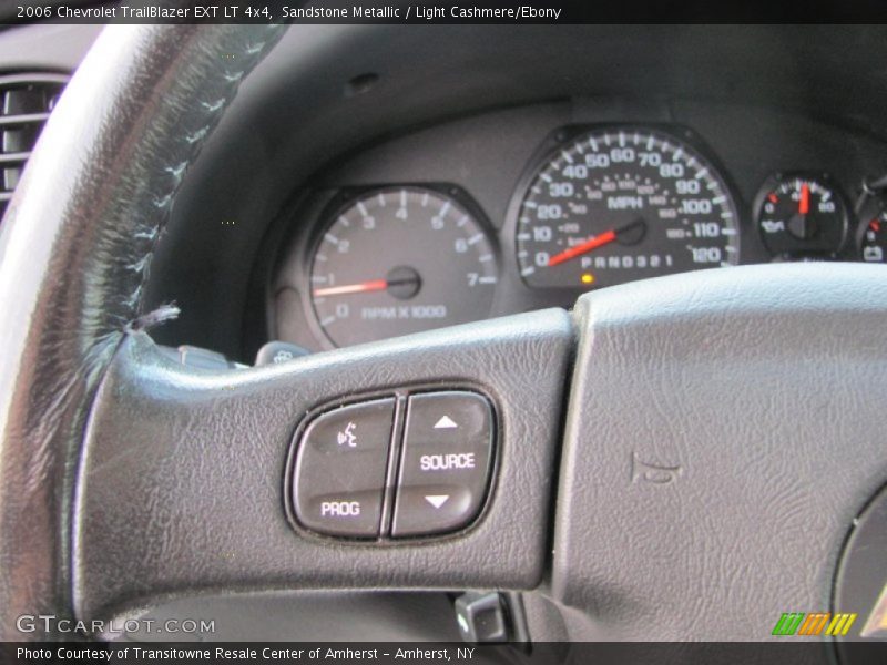 Sandstone Metallic / Light Cashmere/Ebony 2006 Chevrolet TrailBlazer EXT LT 4x4