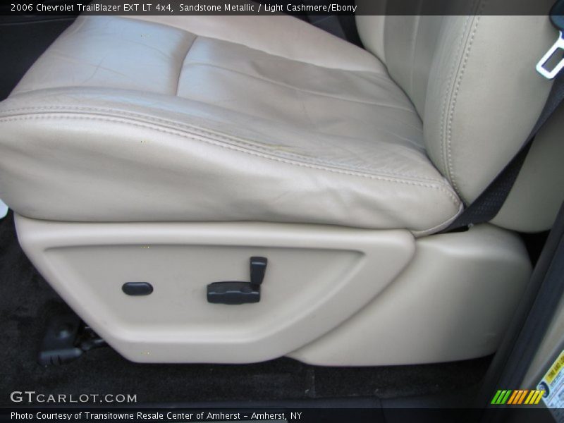 Sandstone Metallic / Light Cashmere/Ebony 2006 Chevrolet TrailBlazer EXT LT 4x4