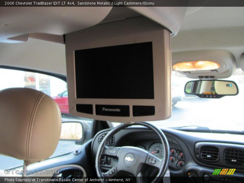 Sandstone Metallic / Light Cashmere/Ebony 2006 Chevrolet TrailBlazer EXT LT 4x4