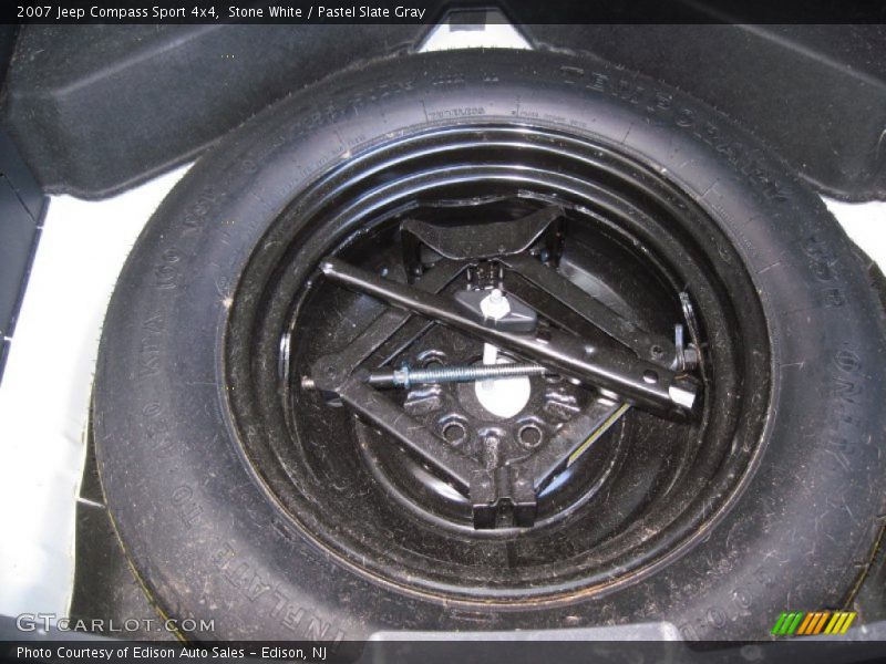Stone White / Pastel Slate Gray 2007 Jeep Compass Sport 4x4