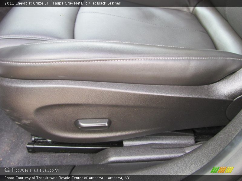 Taupe Gray Metallic / Jet Black Leather 2011 Chevrolet Cruze LT