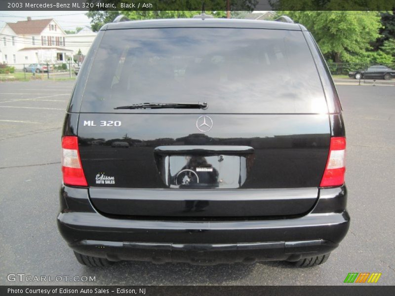 Black / Ash 2003 Mercedes-Benz ML 320 4Matic