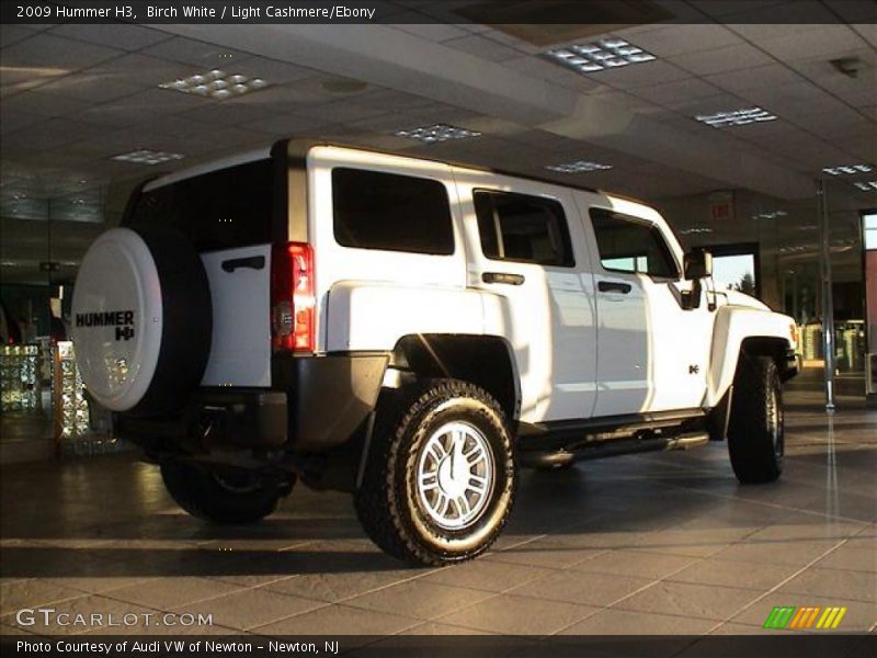 Birch White / Light Cashmere/Ebony 2009 Hummer H3