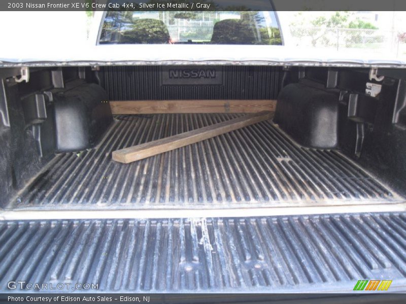 Silver Ice Metallic / Gray 2003 Nissan Frontier XE V6 Crew Cab 4x4