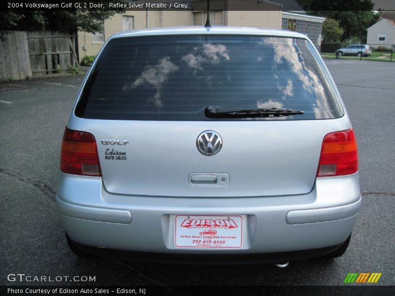 Reflex Silver Metallic / Grey 2004 Volkswagen Golf GL 2 Door