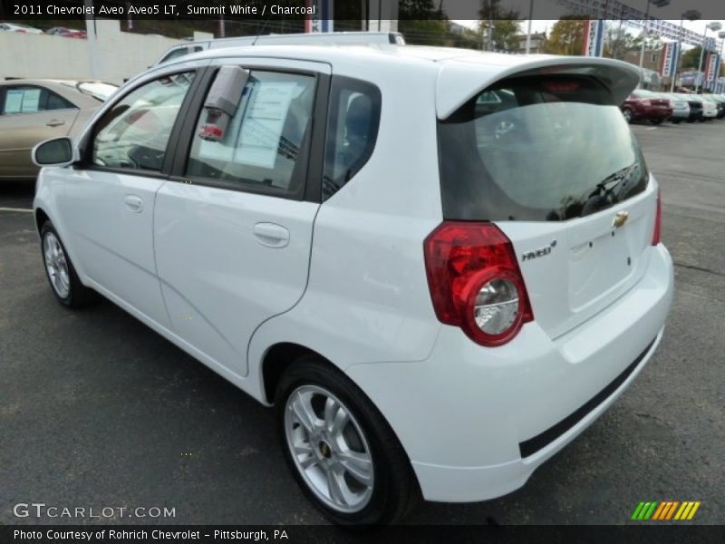 Summit White / Charcoal 2011 Chevrolet Aveo Aveo5 LT