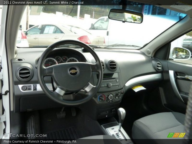 Summit White / Charcoal 2011 Chevrolet Aveo Aveo5 LT
