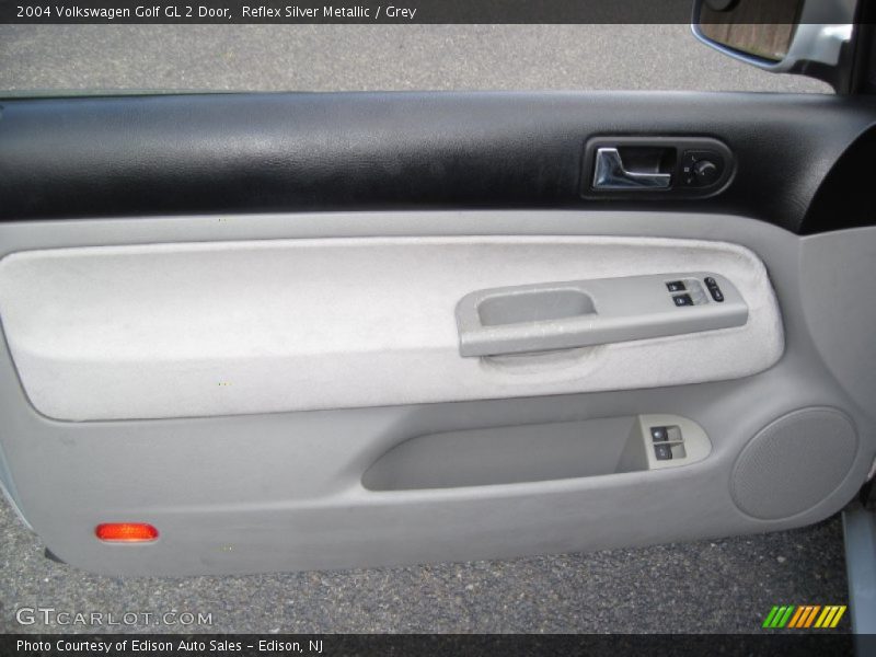 Reflex Silver Metallic / Grey 2004 Volkswagen Golf GL 2 Door