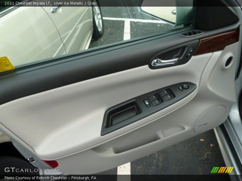 Silver Ice Metallic / Gray 2011 Chevrolet Impala LT