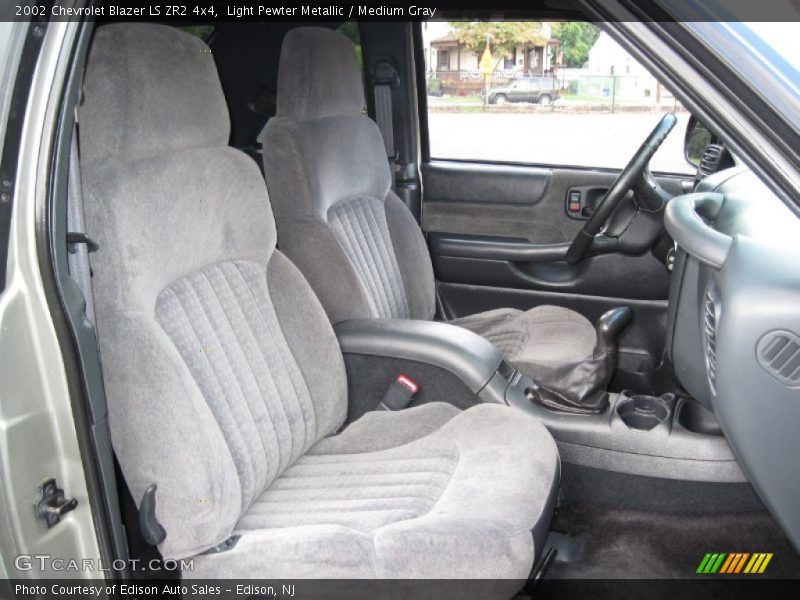 Light Pewter Metallic / Medium Gray 2002 Chevrolet Blazer LS ZR2 4x4