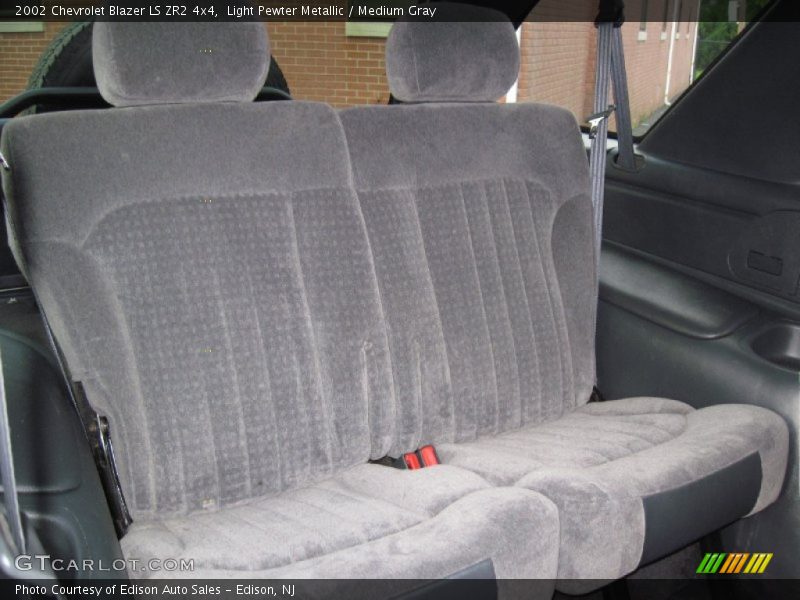 Light Pewter Metallic / Medium Gray 2002 Chevrolet Blazer LS ZR2 4x4