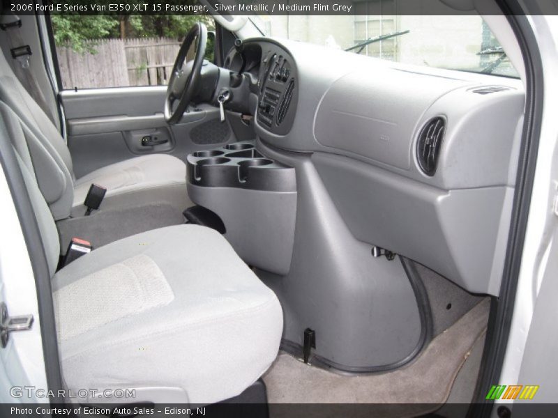 Silver Metallic / Medium Flint Grey 2006 Ford E Series Van E350 XLT 15 Passenger